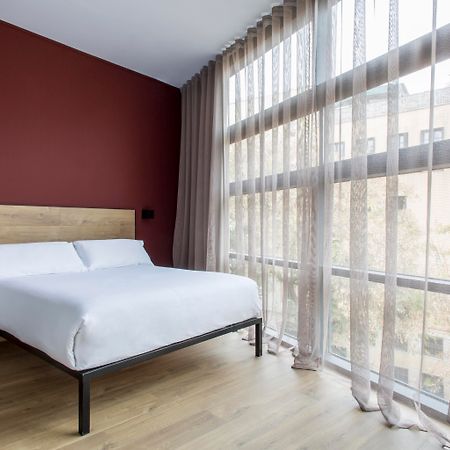 Aparthotel Allada 3* Барселона Экстерьер фото