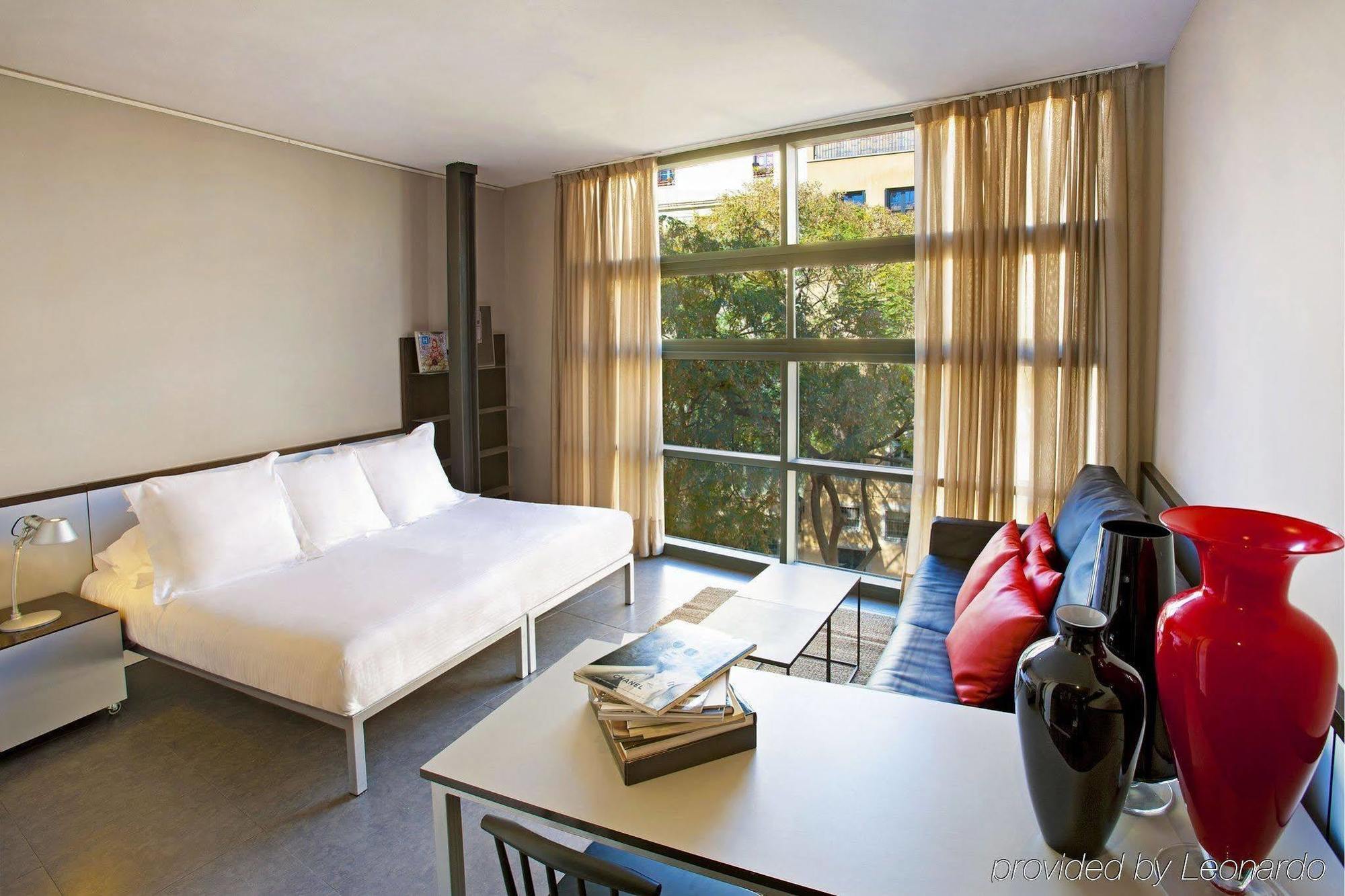 Aparthotel Allada 3* Барселона Экстерьер фото