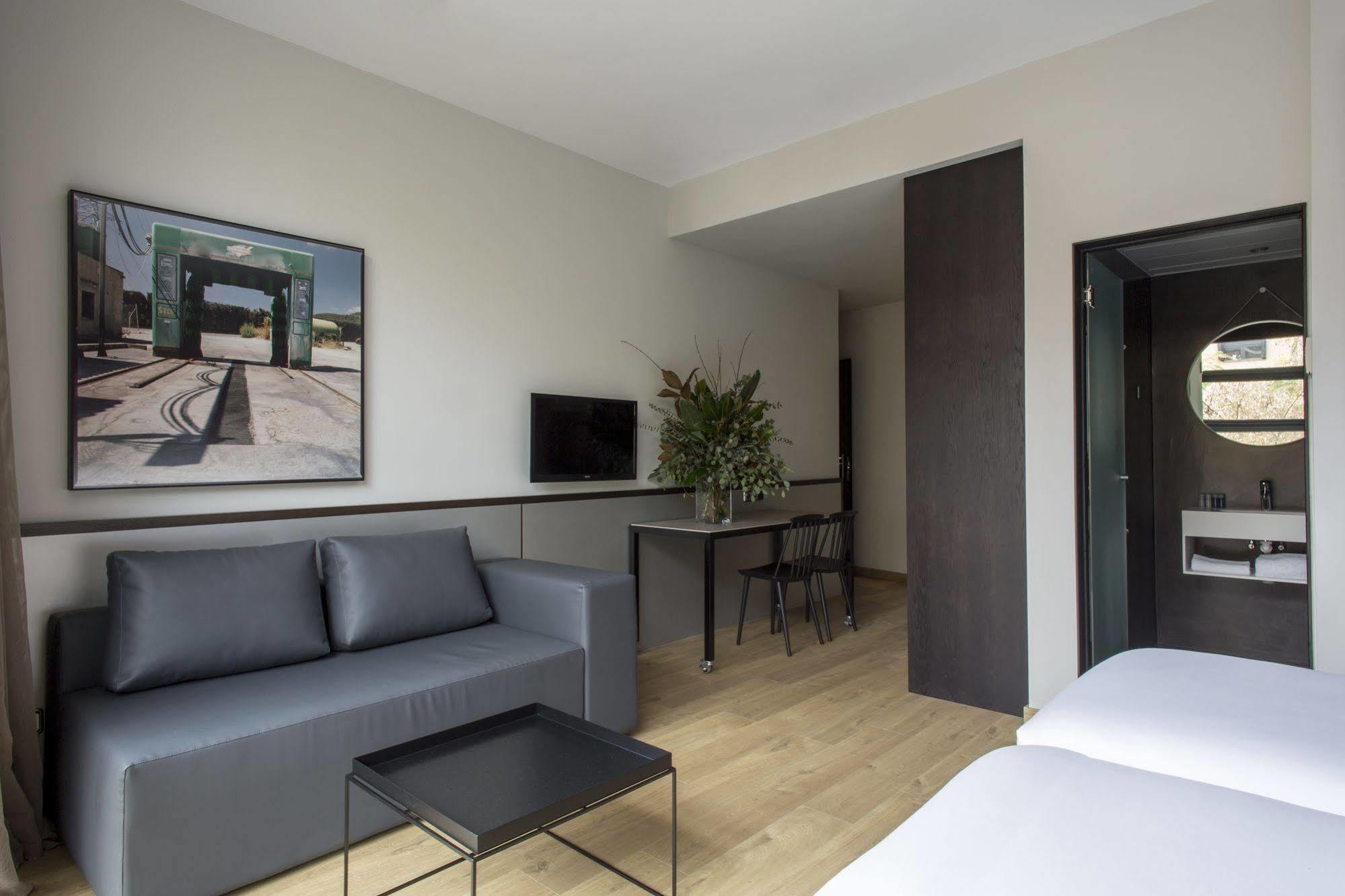 Aparthotel Allada 3* Барселона Экстерьер фото