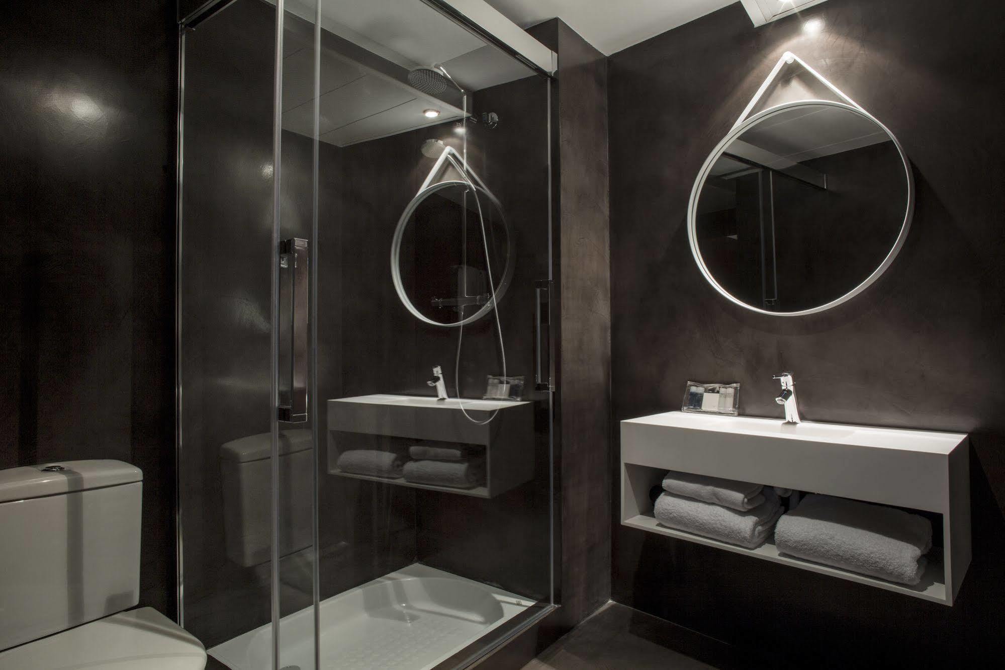 Aparthotel Allada 3* Барселона Экстерьер фото