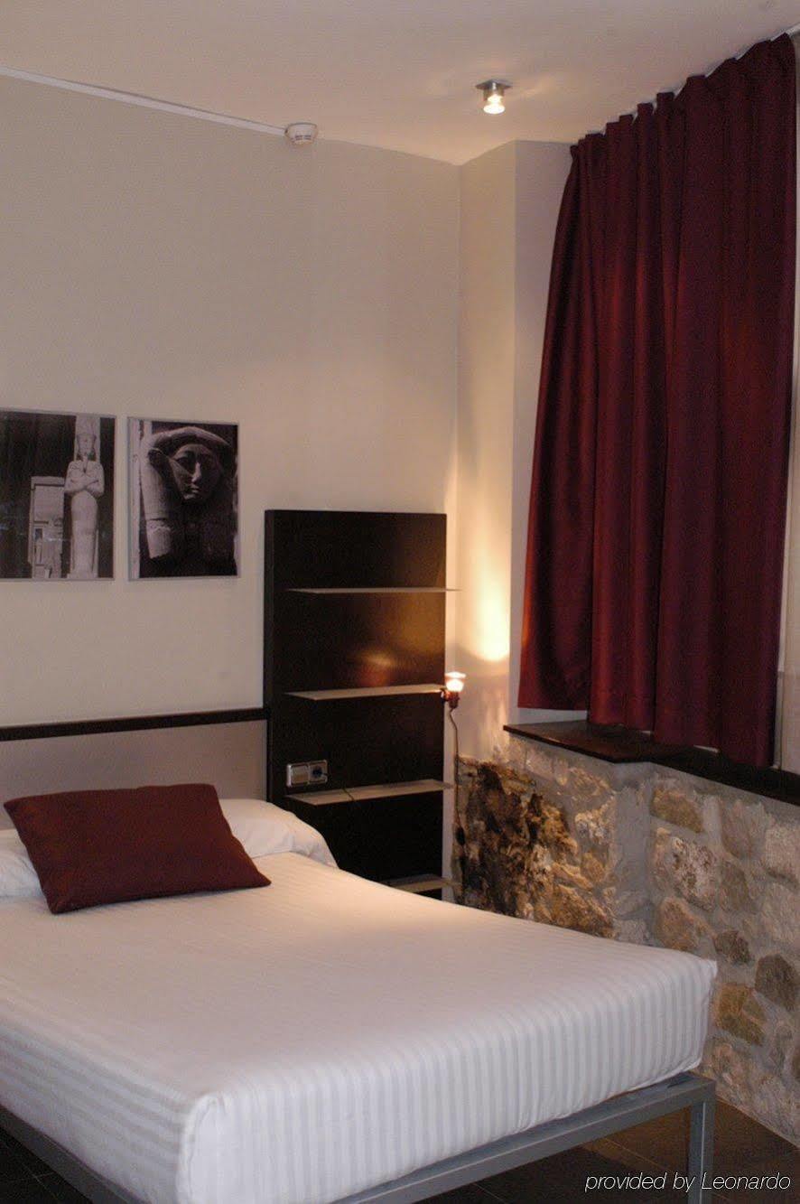 Aparthotel Allada 3* Барселона Экстерьер фото