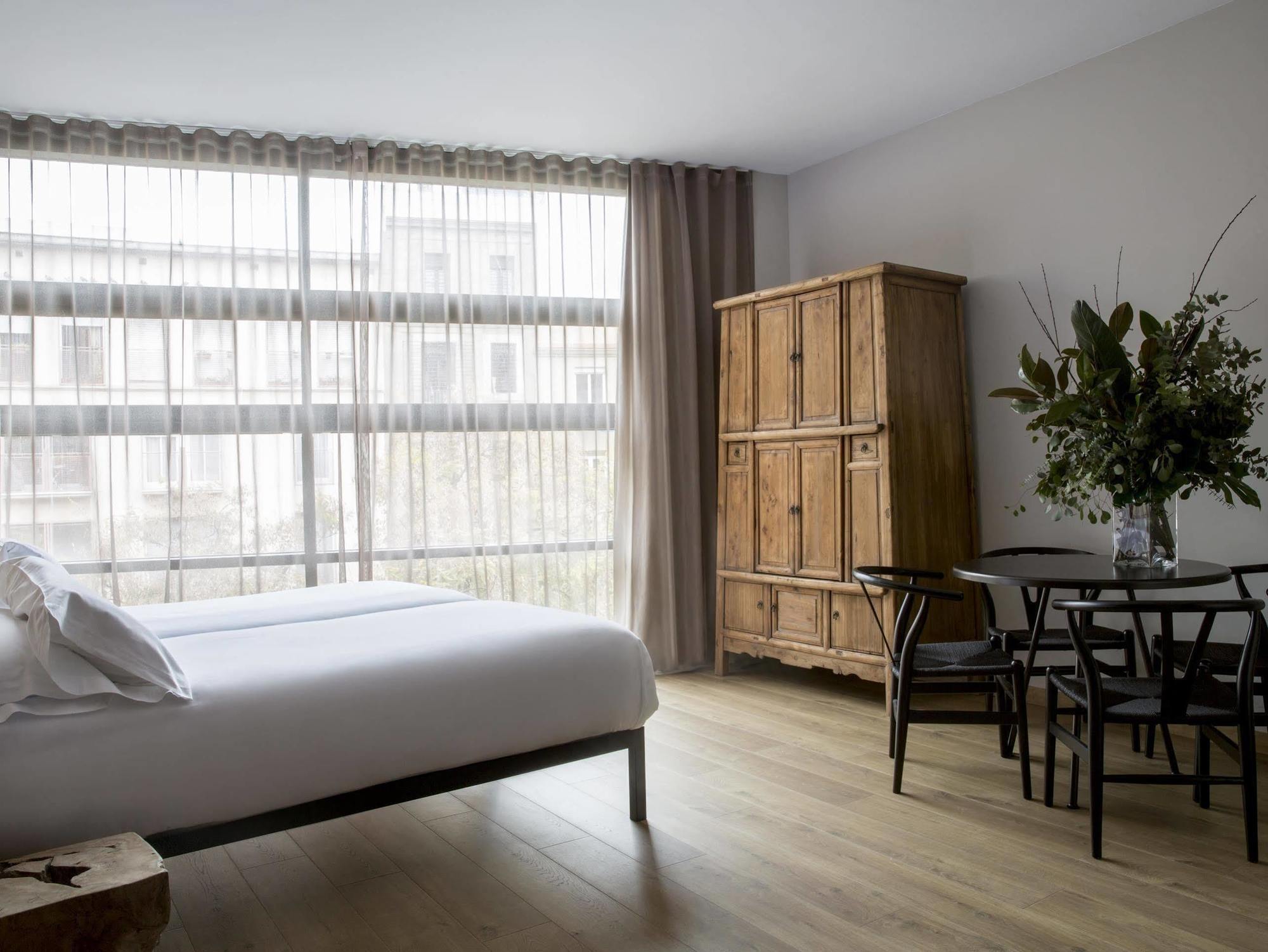 Aparthotel Allada 3* Барселона Экстерьер фото